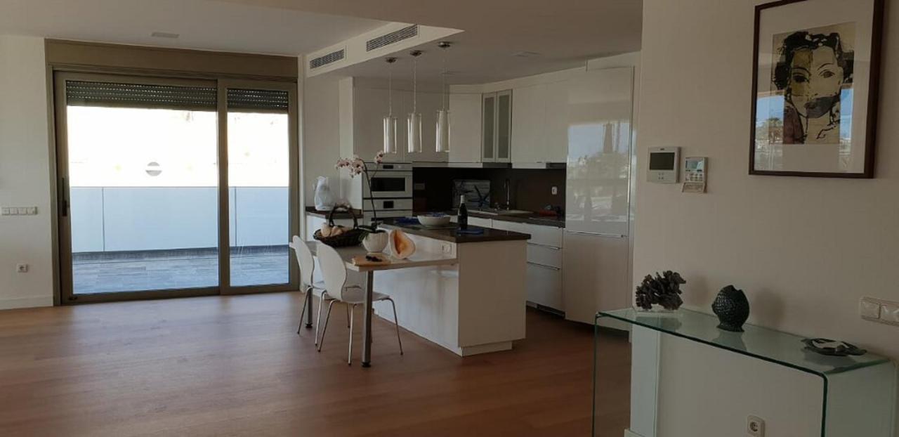 Beachfront Loft in Puerto de Mogan Esterno foto